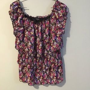 PIANO Tiered Ruffle Floral Top Size M Preowned